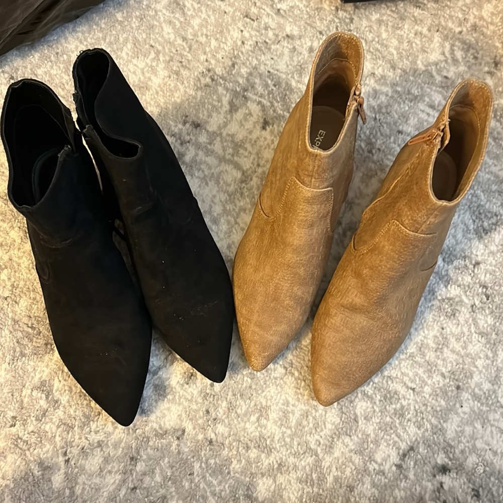 Bundle of 2 EXPRESS KITTEN HEEL POINTED TOE BOOTIES size 8